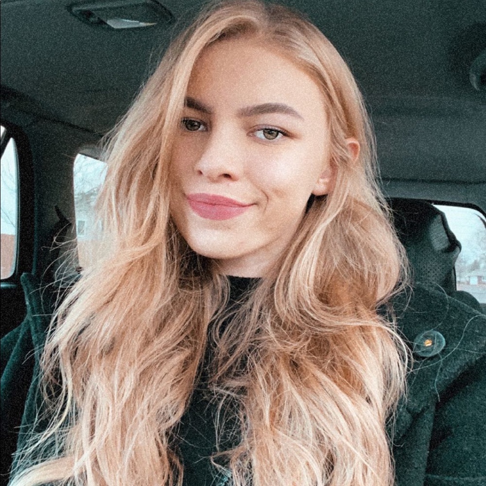 Meet your Posher, Kristina